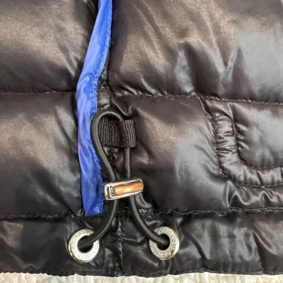 Calvin Klein Black Premium Down puffer Jacket Short, Woman’s Medium zip pocket - Picture 8 of 14